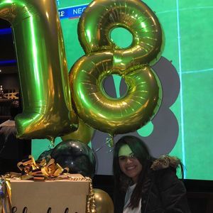 Meet your Posher, Leslie